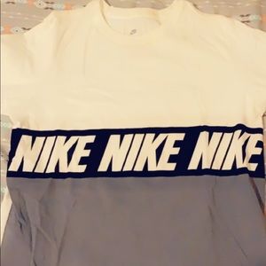 Nike shirt long sleeves